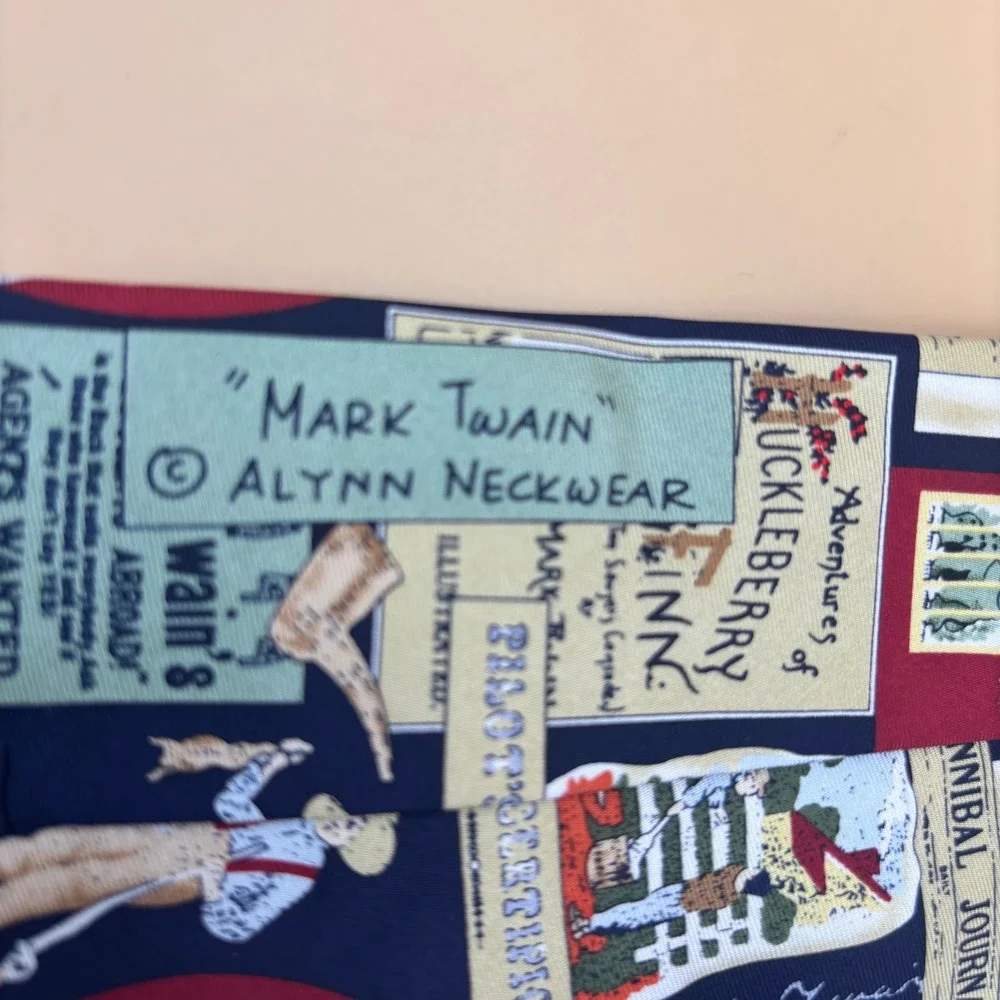 Alynn Neckwear Tie Mens Navy Blue Silk Mark Twain Literary Bookish Excellent